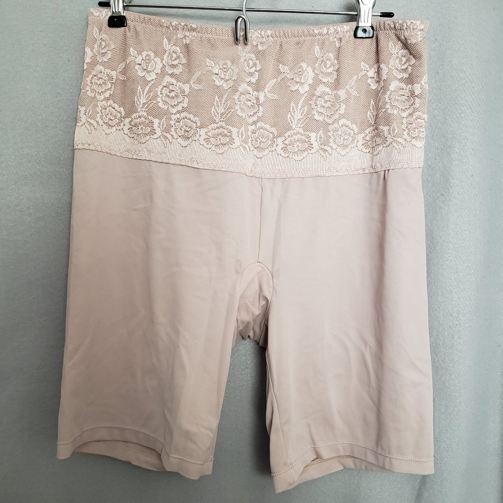 Torrid High-Rise Short Smoothing Panty, shapewear sz 0
